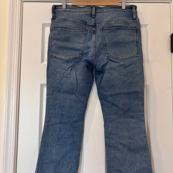 Madewell Mid-Rise Curvy Kick Out Jeans (Size 30) - Picture 2 of 2